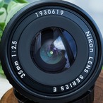 【セール品】Nikon Lens series E 35mm f2.5 可愛らしい広角レンズ