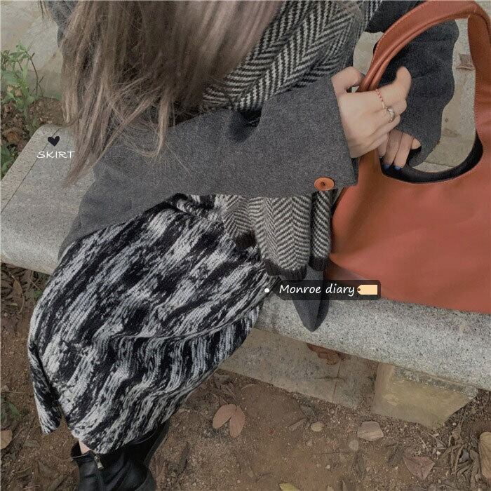 スタンダードストライプスカート スプリングハイウェスト薄手Aライン レトロ 春物 モンロー50433269138