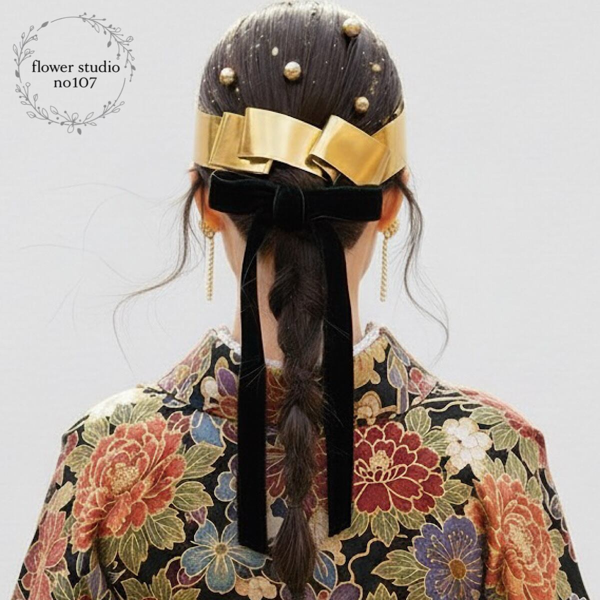 卒業式 髪飾り ベロアリボン×ゴールドリボンの髪飾り 成人式髪飾り