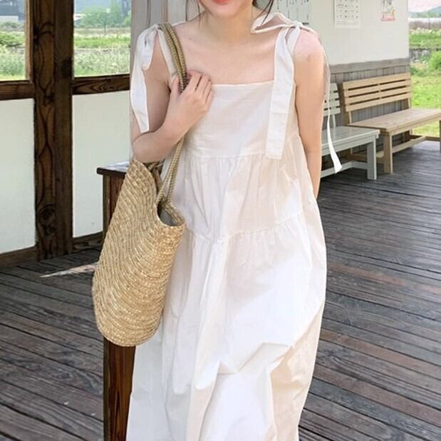 ワンピース レディース 2色 キャミソールワンピース ミモレ ミモレ丈 ノースリーブ フレア ハイウエスト かわいい 大人可愛い きれいめ エレガント 清楚 フェミニン おしゃれ お洒落 綺麗 お嬢様 ナチュラル こなれ感 ラブリー キュート ガーリー ロマンチック 抜け感 主役級 存在感 無地 OL 通勤 学生 通学 デート お出かけ 女子会 リゾート 旅行 フリーサイズ ホワイト 白 ブルー 青 夏 10代 20代 30代 韓国 韓国系 着回し 普段使い 体型カバー インスタ 送料無料