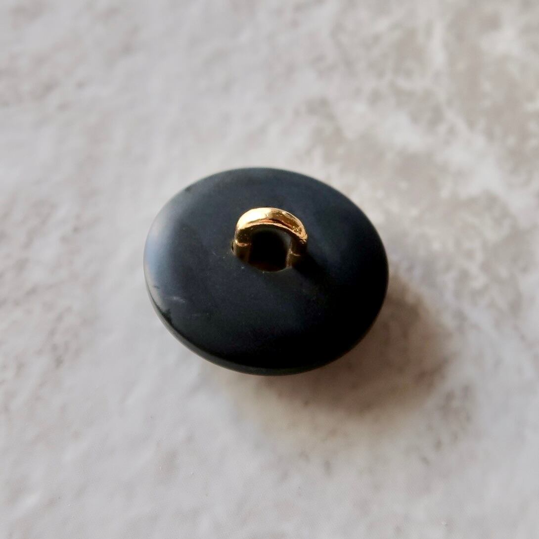 VINTAGE FENDI BUTTON】マットブラック ゴールドロゴ ボタン 17mm F