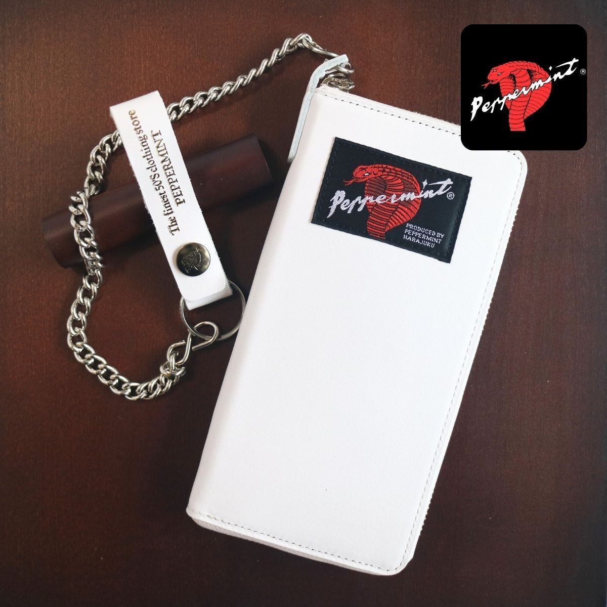 総革コブラタグ ウォレットチェーン付き PEPPERMINT 東京ペパーミント 総革コブラタグ ラウンドファスナー ウォレットチェーン付き 白 RSW