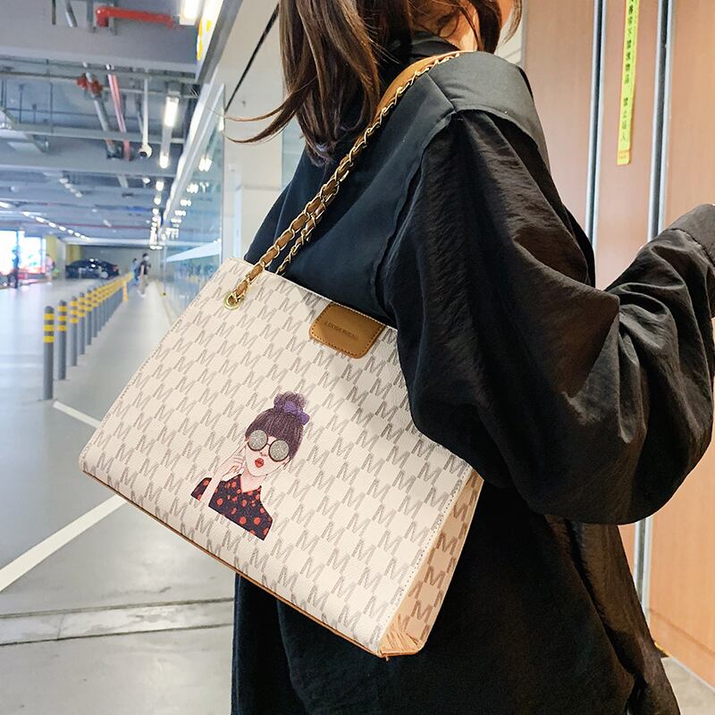 サマーチェーン シングル 夏物 トートバッグ メッセンジャーバッグ Tiancai_Wing_Bag40419242606