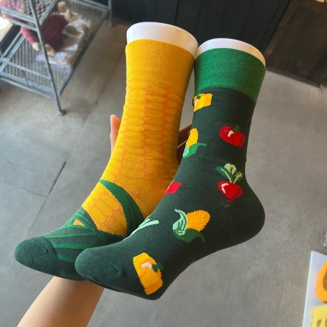 TOPANGA SOCKS Lady's　Vegetables asymmetry socks 　野菜　コーン　とうもろこし　アシンメトリーソックス　　靴下