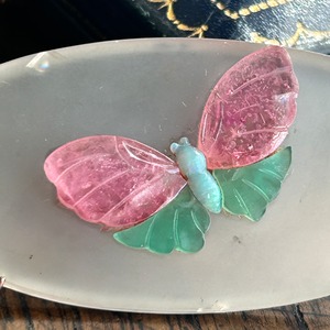 アンティーク　フロスト水晶に蝶の帯留め　難あり現状