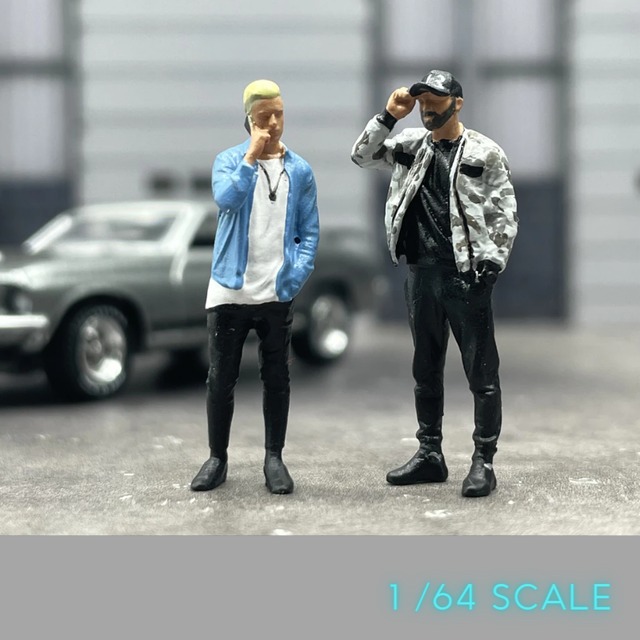 DIORAMA FIGURE Hip Hop Men’s Call Phone 2 People 1/64