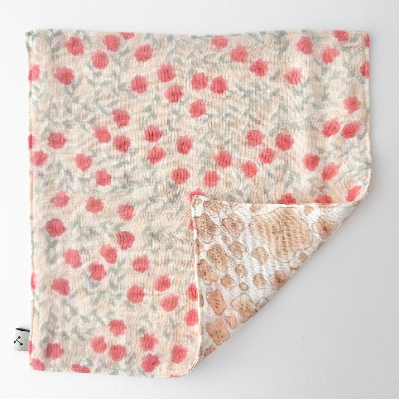 admi リバーシブルガーゼハンカチ Diary ピンク × Mankai ベージュ ad06