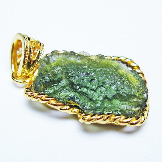 モルダバイト ペンダント 原石 ペンダントトップ メール便可 [M便 1/20] 199-421