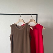 tulle neck no sleeve tank/red