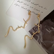 サイドフェイス シルエット ピアス 90022