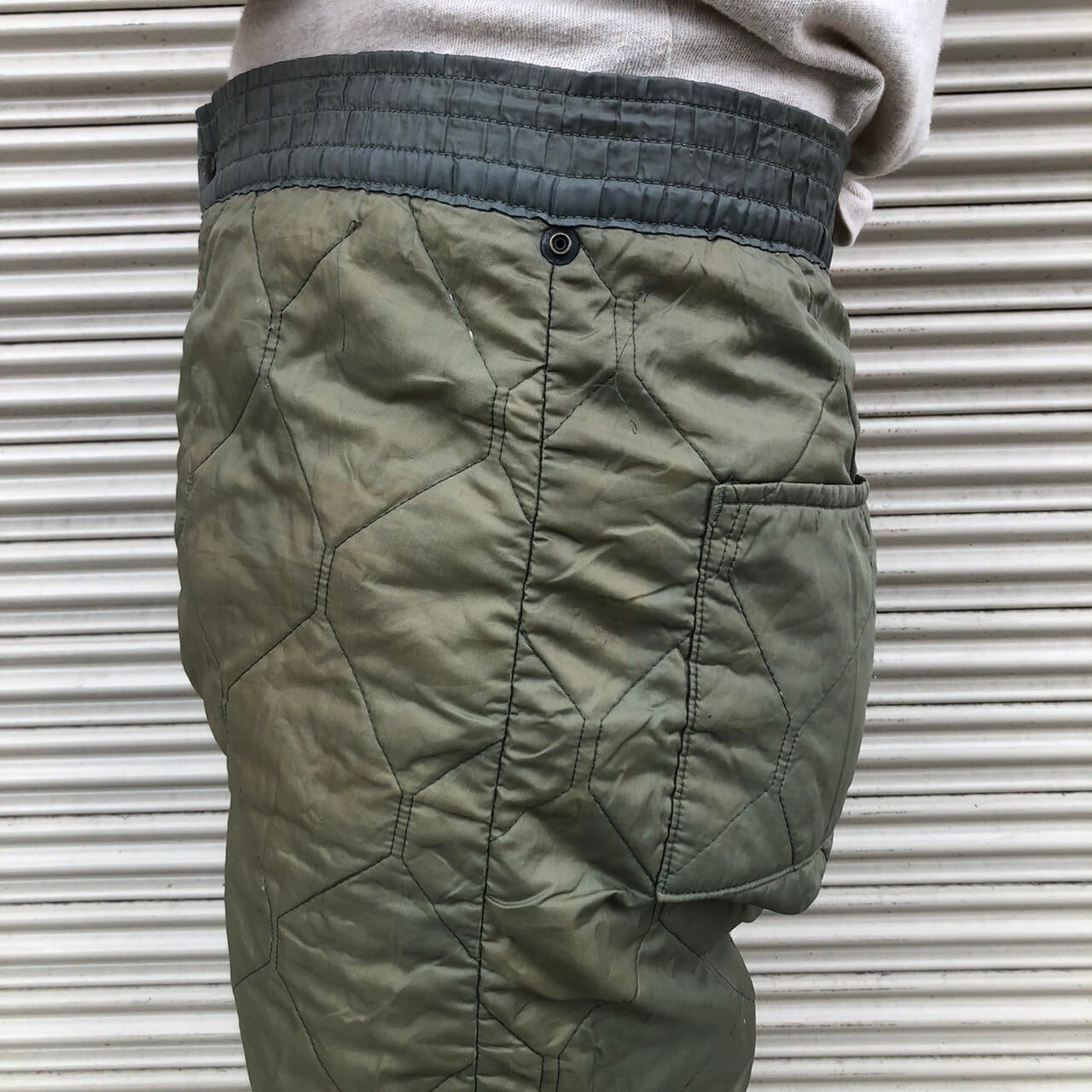 70s 80s 米軍 USAF CWU-9/P ナイロン キルティング ライナー 70s 80s 米軍 USAF CWU-9/P ナイロン キルティング ライナー