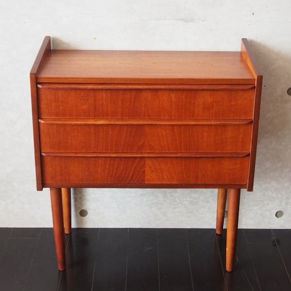 チェスト3段 北欧家具 ビンテージ家具 4d75204236fbbe51072e214f85852a