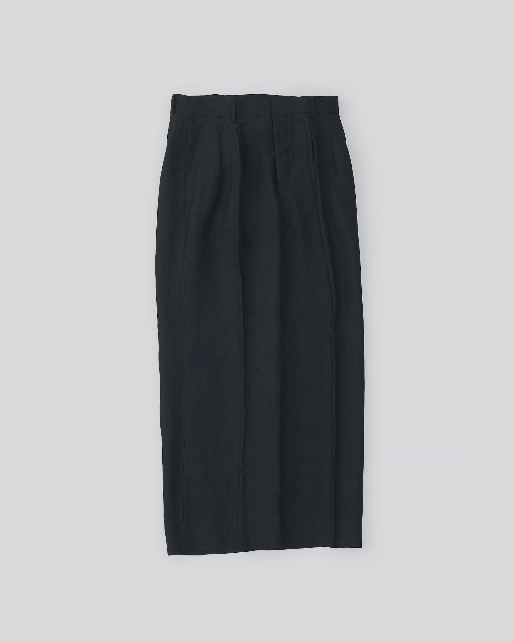 Nikki ESSENTIAL PIECES/wide tapered trousers