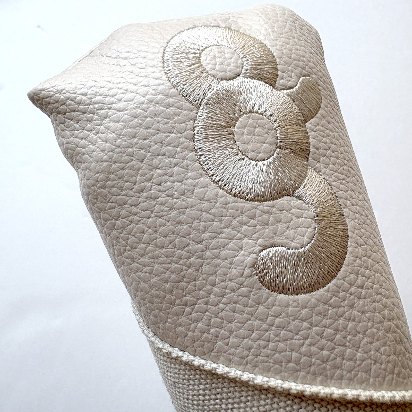 PT用（PIN）】SWITCH PATTERN LOGO PUTTERCOVER | 8G SHOOT WEBSTORE