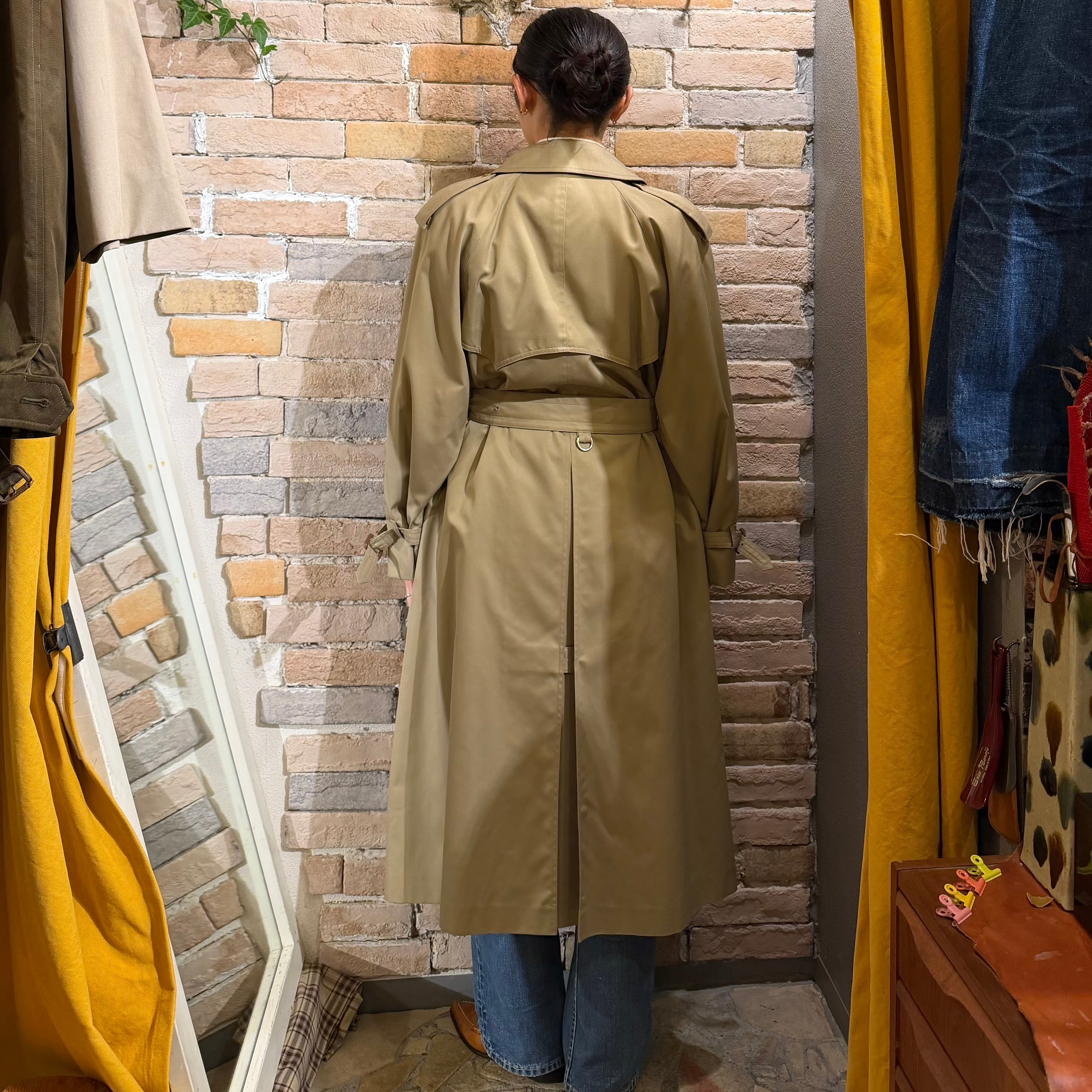美品 現行タグ アクアスキュータム キルティングライナー トレンチコート Aquascutum 