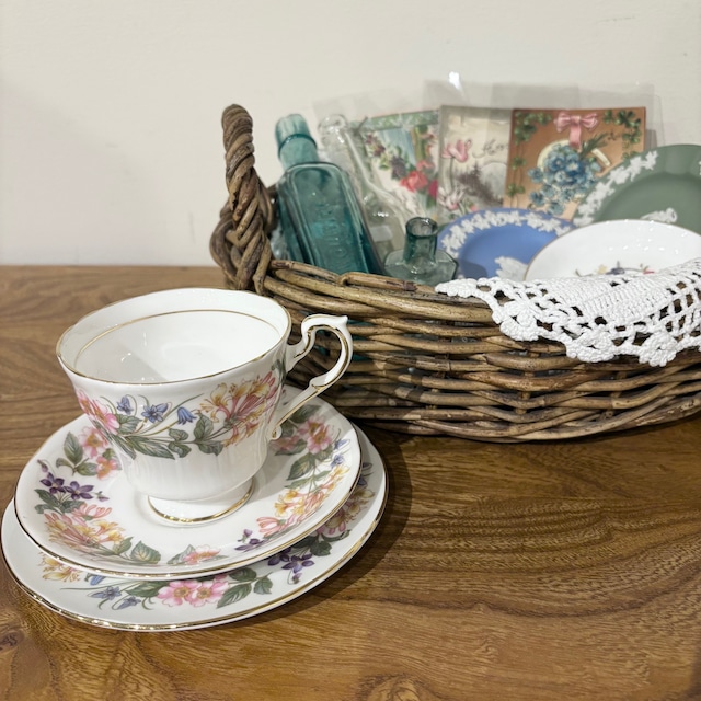 2026　福袋　パラゴン～カントリーレーン～トリオ＋￥2,000相当のアンティーク雑貨セット