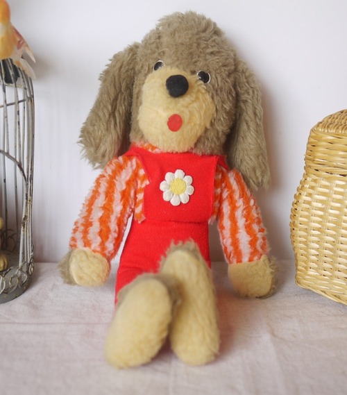 赤いサロペット　レトロワンコ　ドイツ