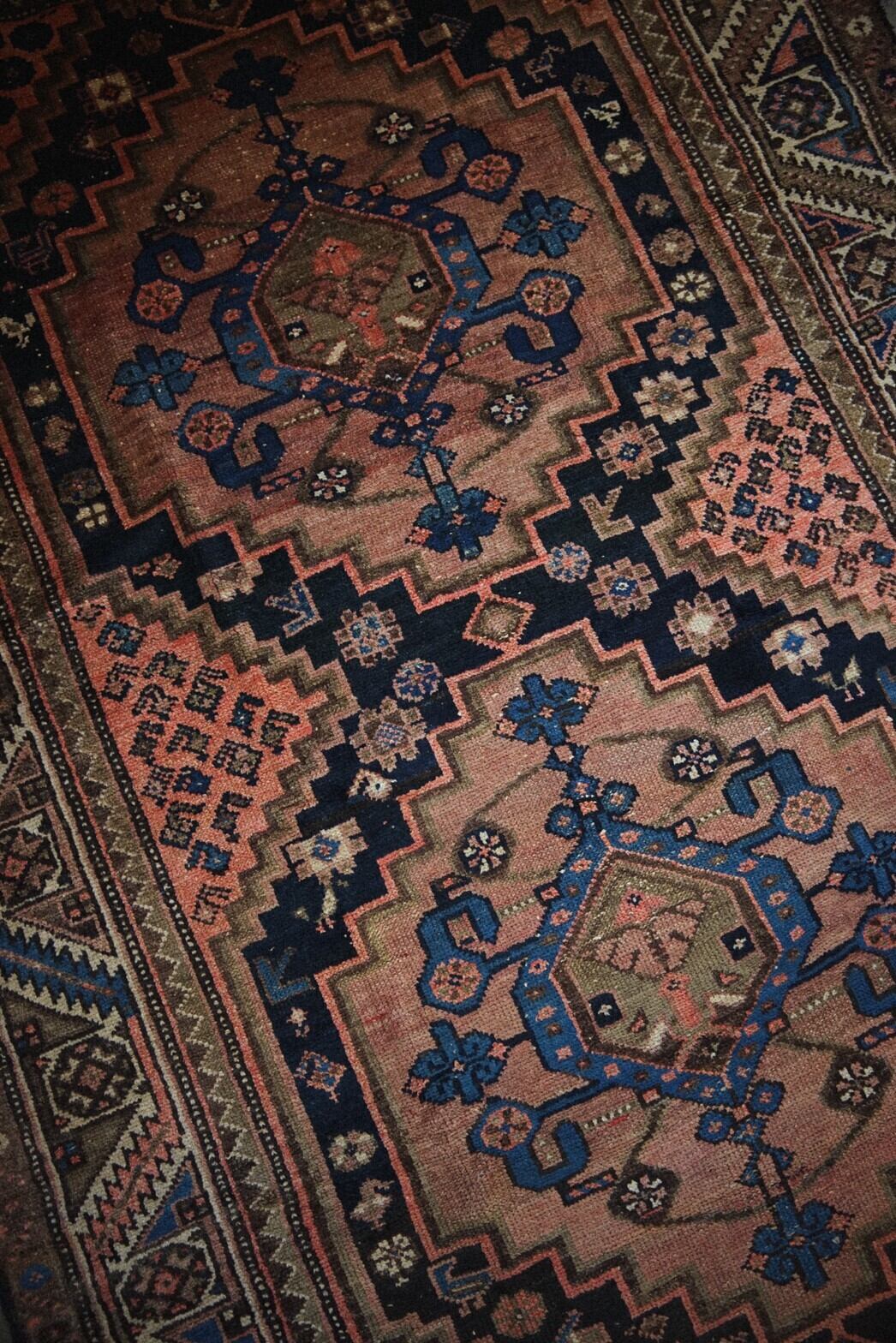479-Semi Antique Hamadan rug