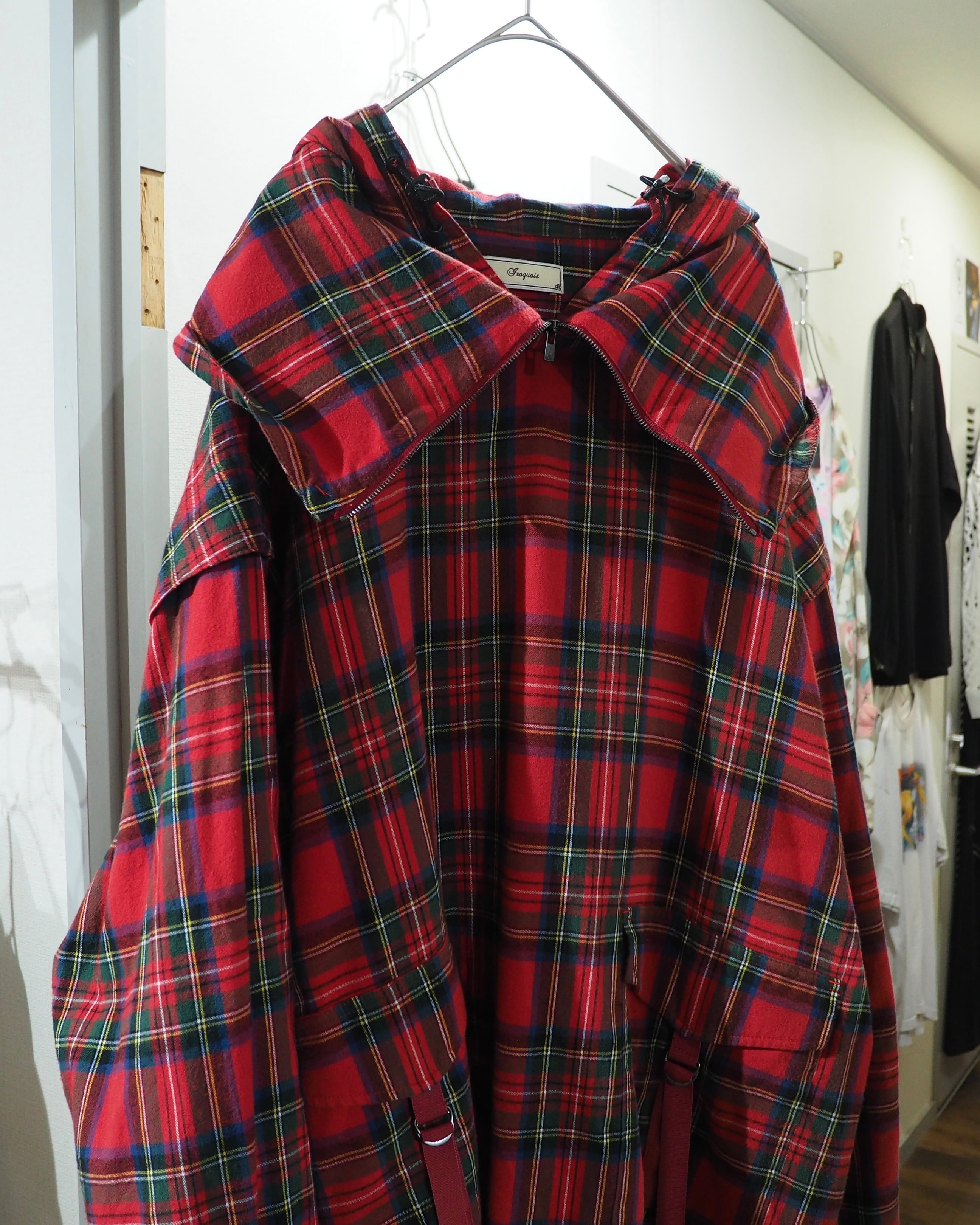 " Iroquois ‐ 変形 " Tartan check pattern Over silhouette Hoodie