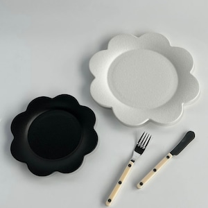 ceramic flower plate 2size 2colors / セラミック フラワー プレート トレー 皿 韓国インテリア雑貨