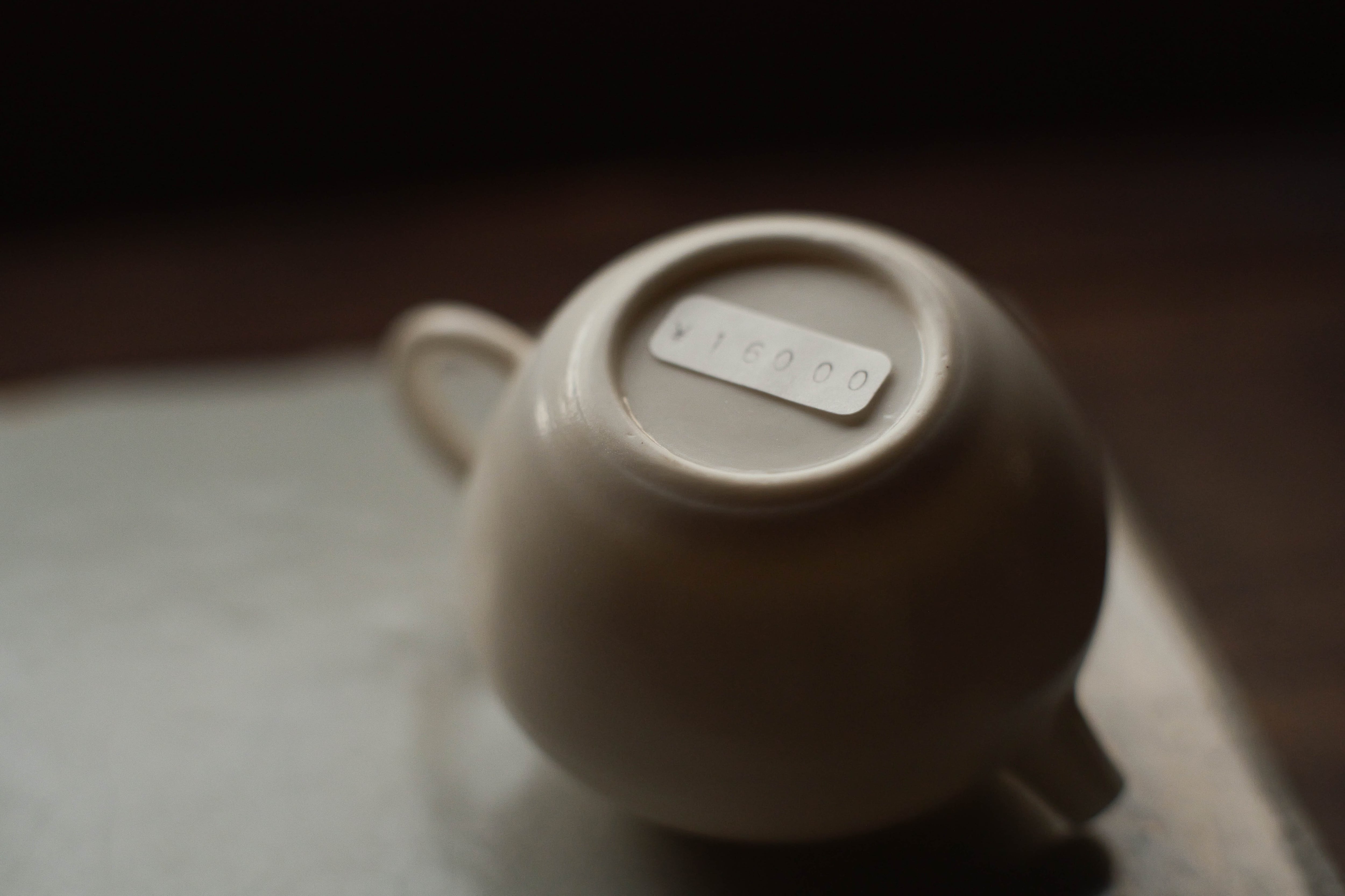 徳化薄胎薪窯白磁茶壺 霜月月（ろくろ引き/満水容量70cc・林澤陽