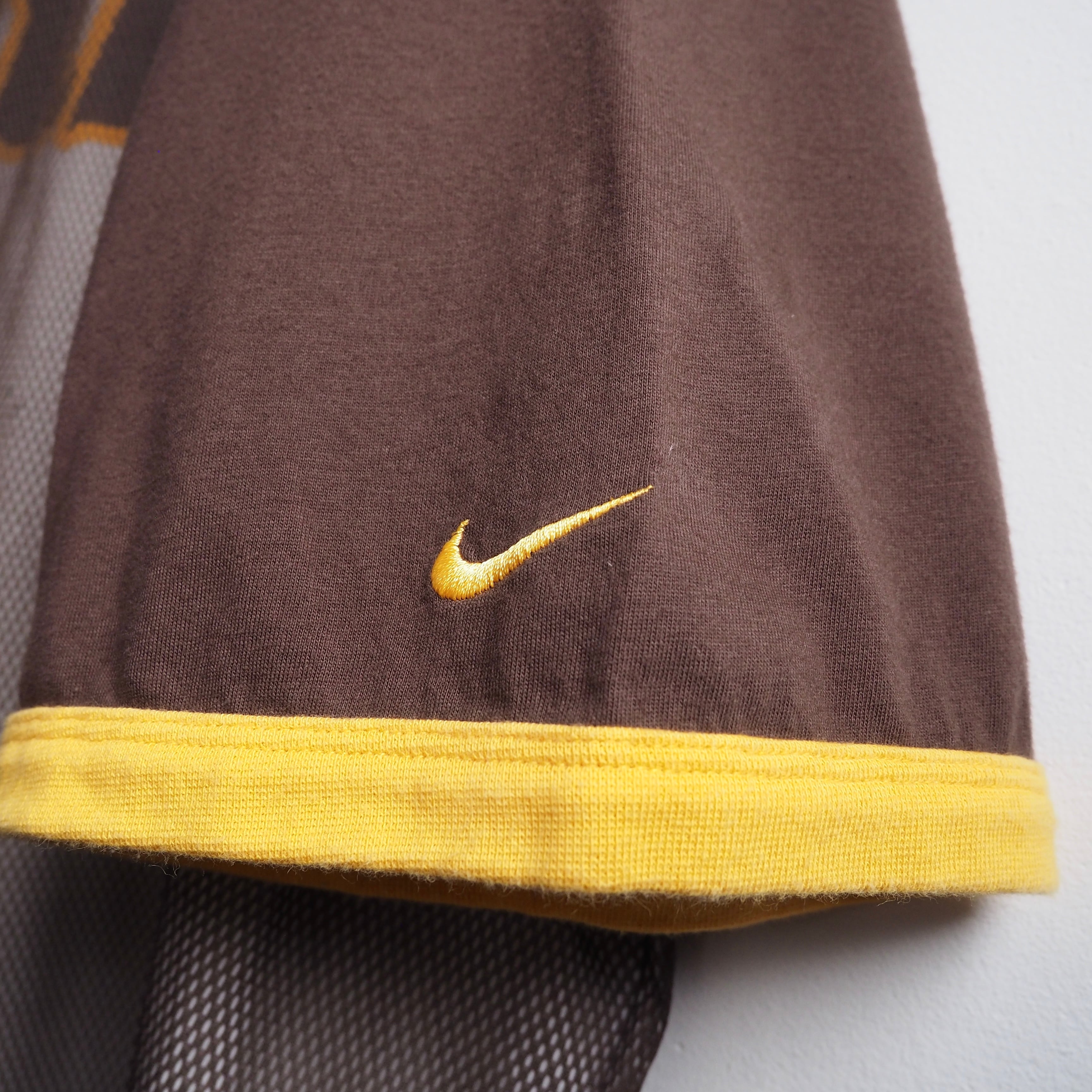 2000s ” NIKE ” Switching mesh Design loose silhouette raglan sleeves Tee