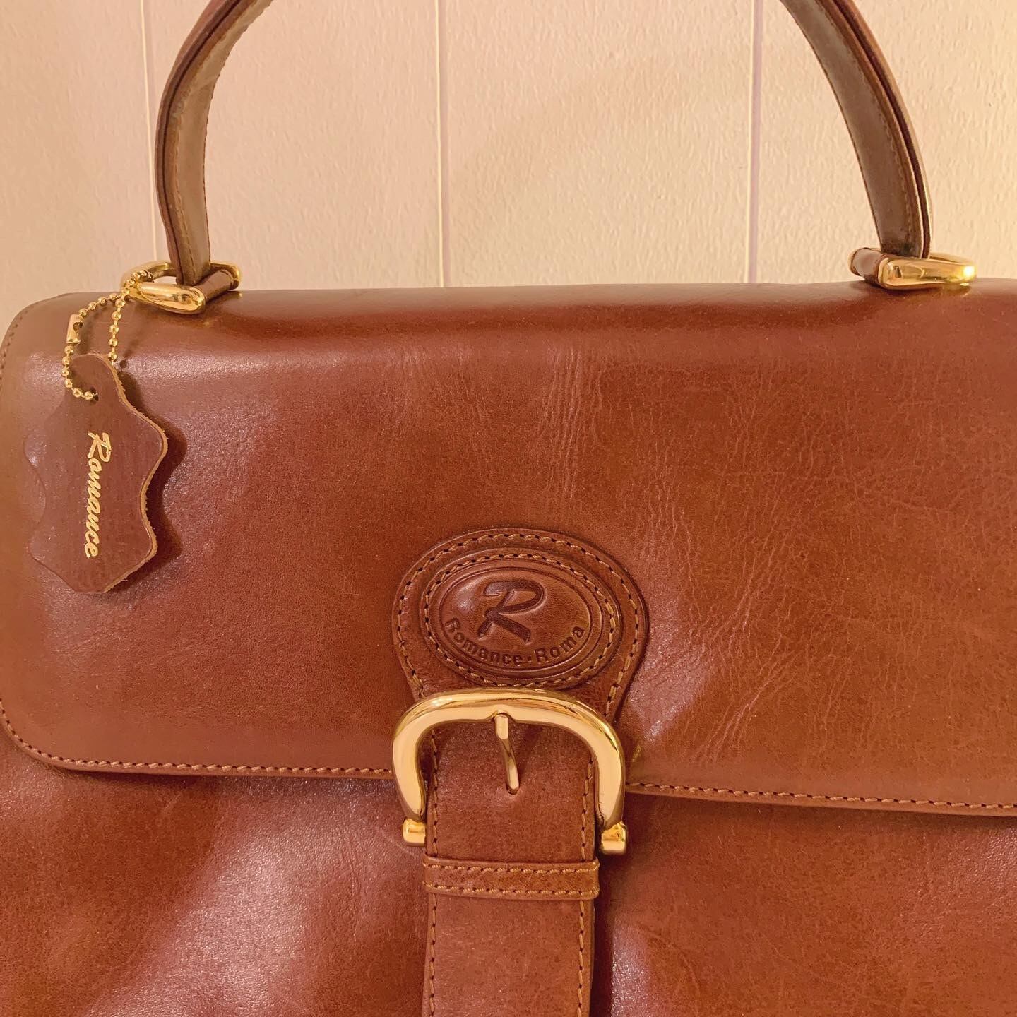 big belt brown leather hand bag