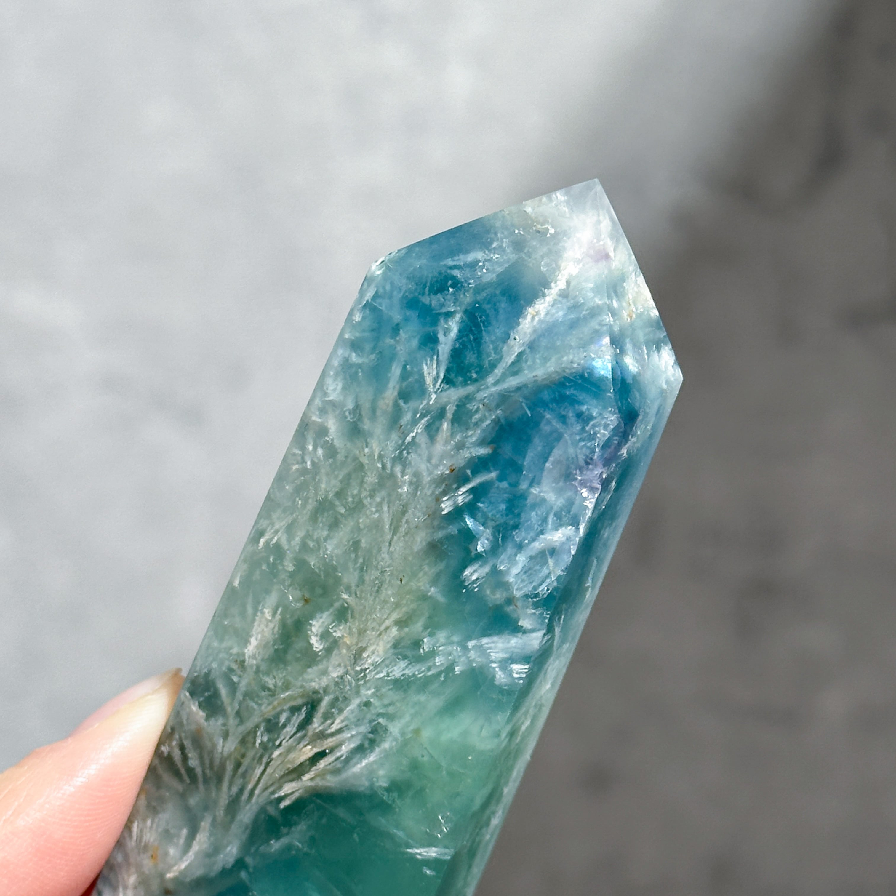 エンジェルフェザーフローライトタワー型21◇ Angel Feather Fluorite