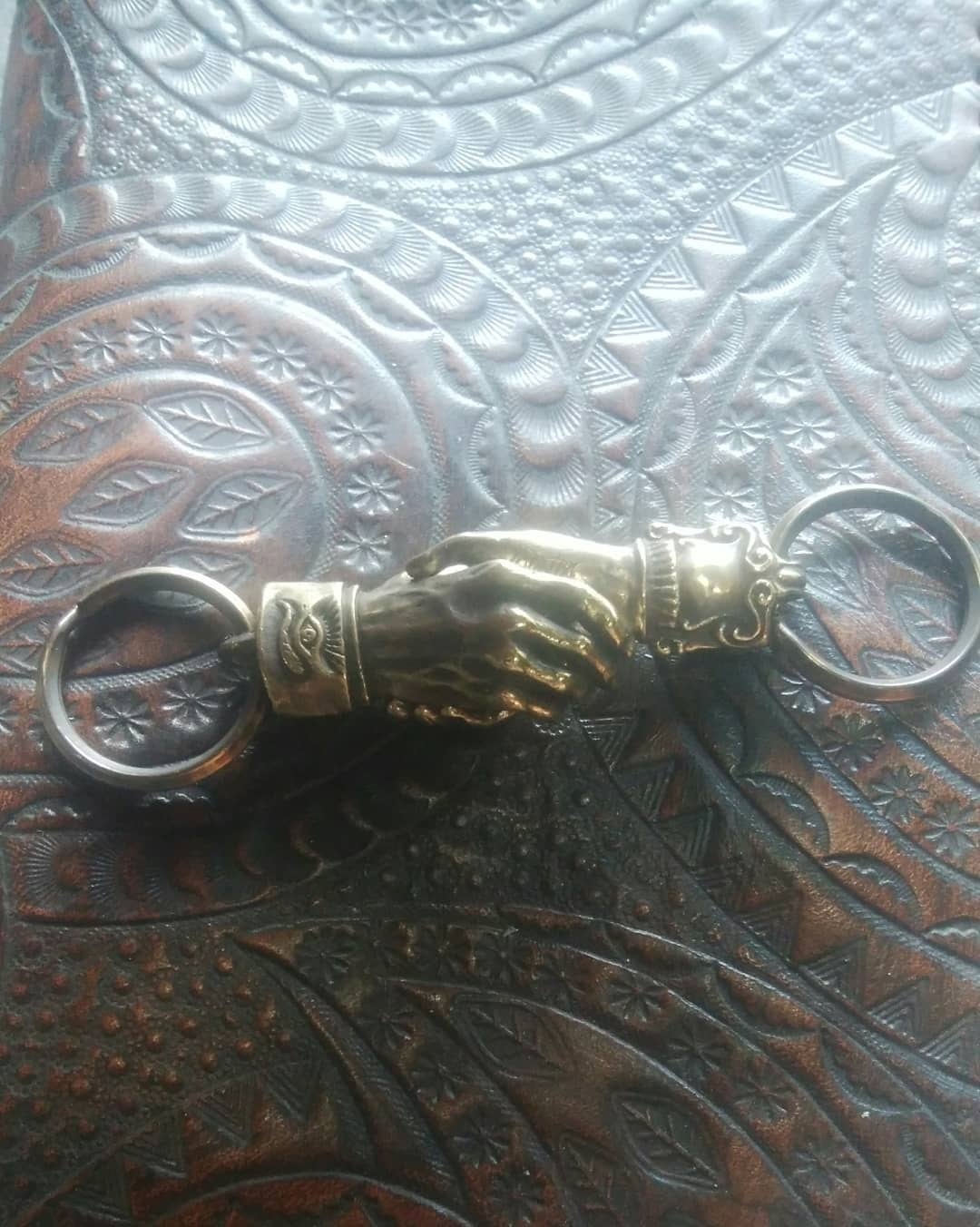 ❣️ペアキーホルダー❣️VITRIOL シェイクハンド キーリング Shake Hands Keyring - Silver(シルバー製) (Made by vi