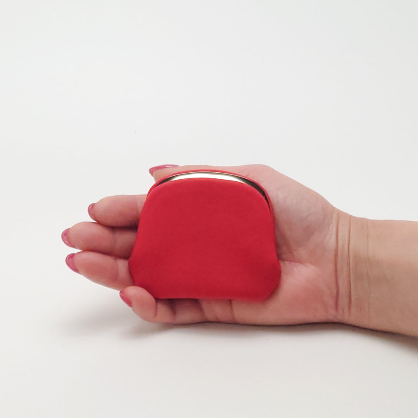 手触りが心地よい-鹿革天溝がま口財布#赤