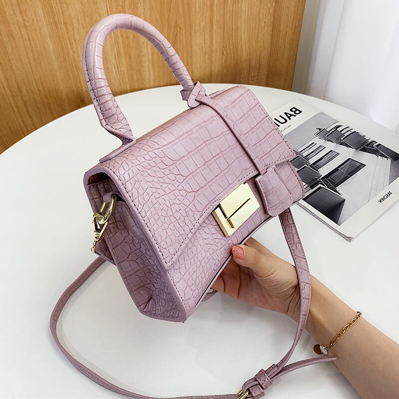 ショルダーバッグ女性の小さなバッグ2020人気の新しい夏のファッションポータブルクロスボディバッグネットレッドワイルドhourglバッグ Tiancai_Wing_Bag7631109