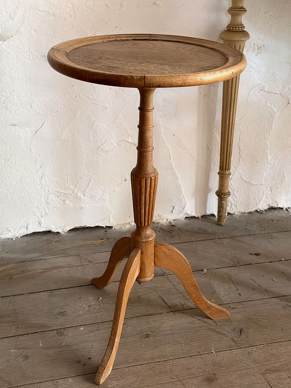 木製 丸テーブル サイドテーブル 木肌 | Brocante de La Cocotte 木製 丸テーブル サイドテーブル 木肌 | Brocante de La Cocotte