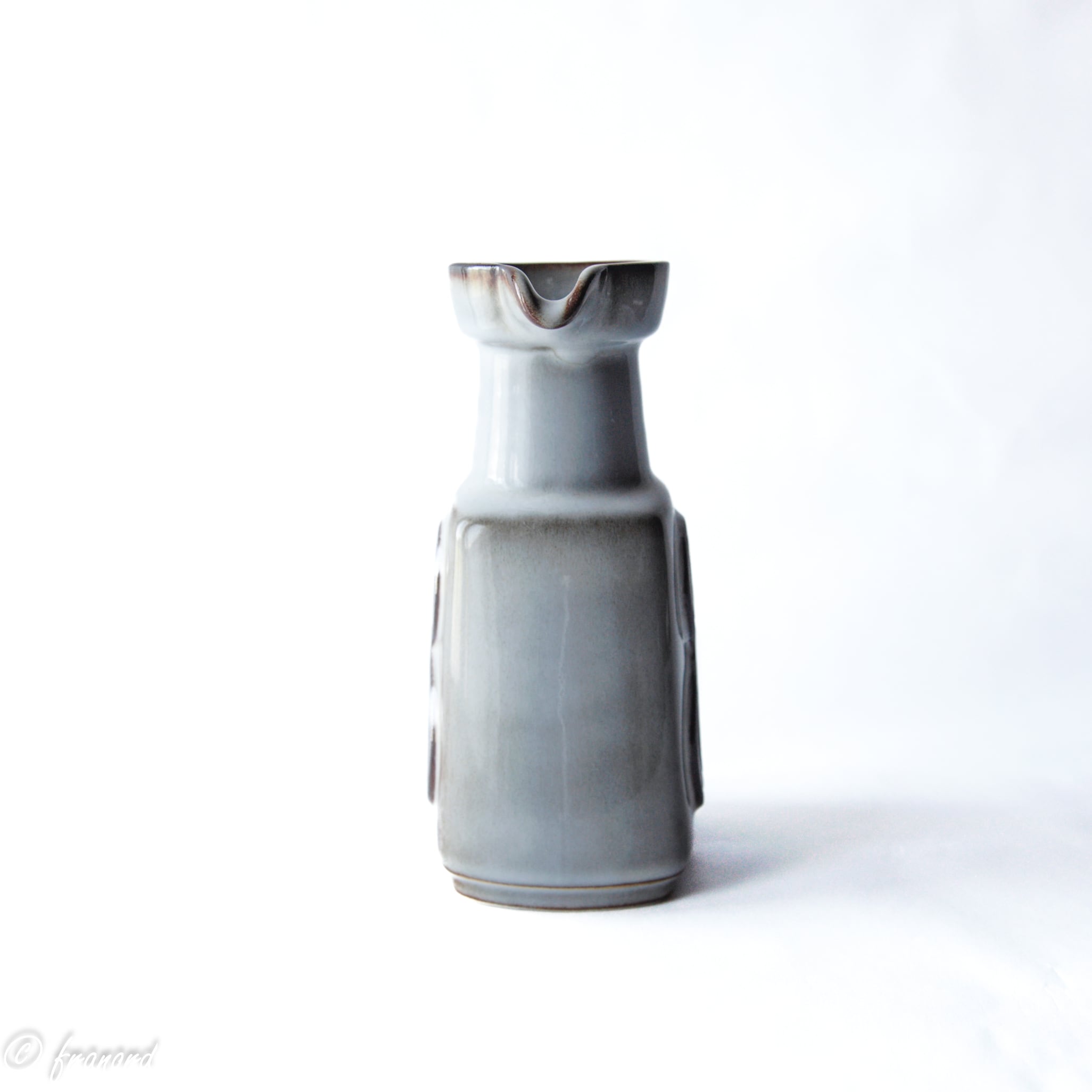 スーホルム エイナー・ヨハンセンのジャグ Stoneware jug by Søholm