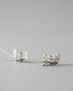 若桜 揺れるピアス