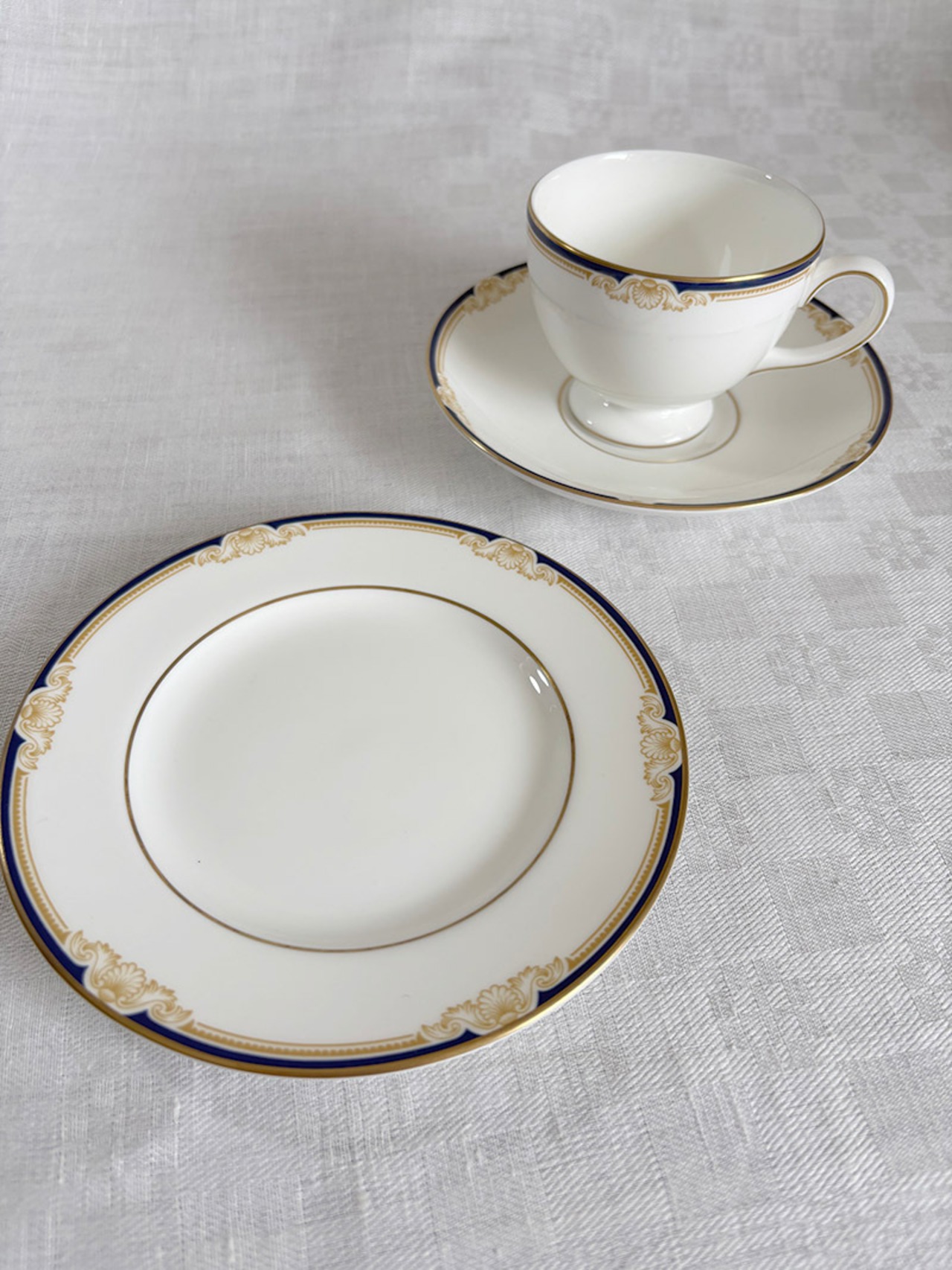 ウェッジウッド　ケーキ皿　キャベンディッシュ　黒壺　Wedgwood CAVENDISH　廃盤モデル　17twc21-3