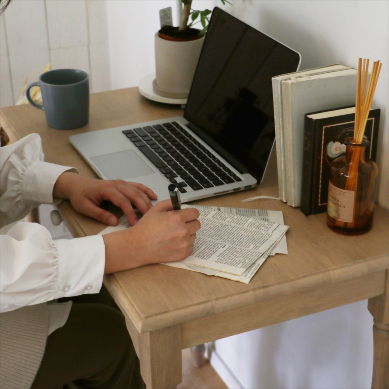 B-COMPANY 机 デスク アンティーク調 取り組ま ブラウン 