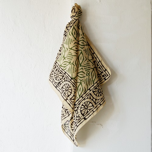 インドの草木染ブロックプリントバンダナ【47】