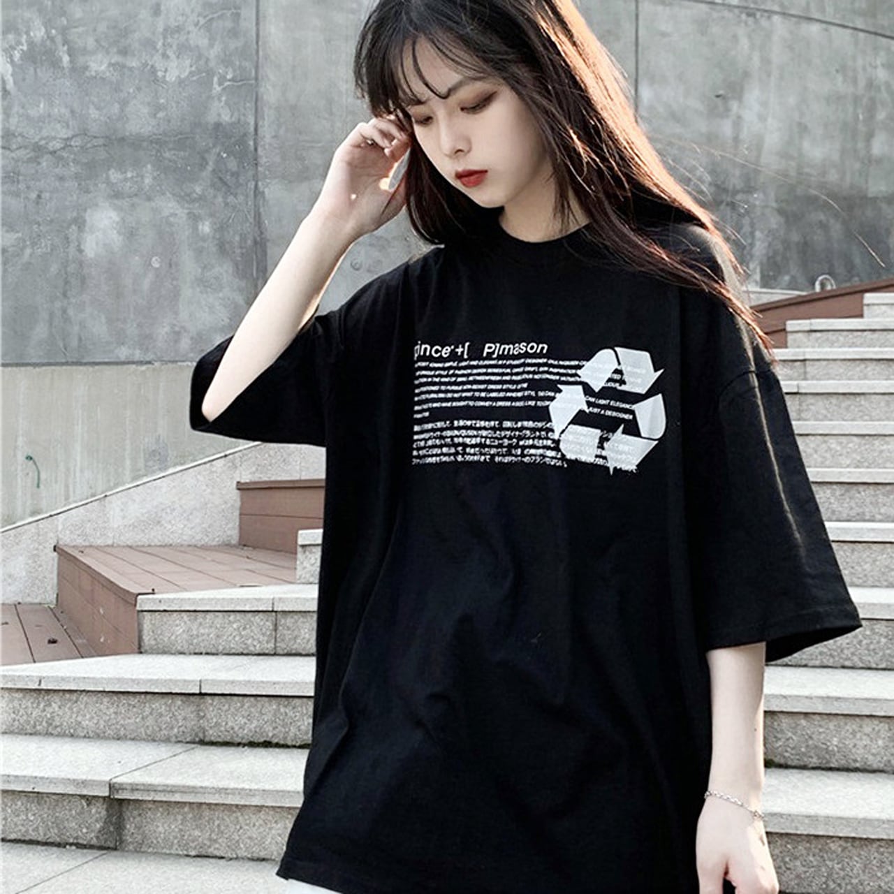 REST\u0026RECREATION 韓国　Tシャツ