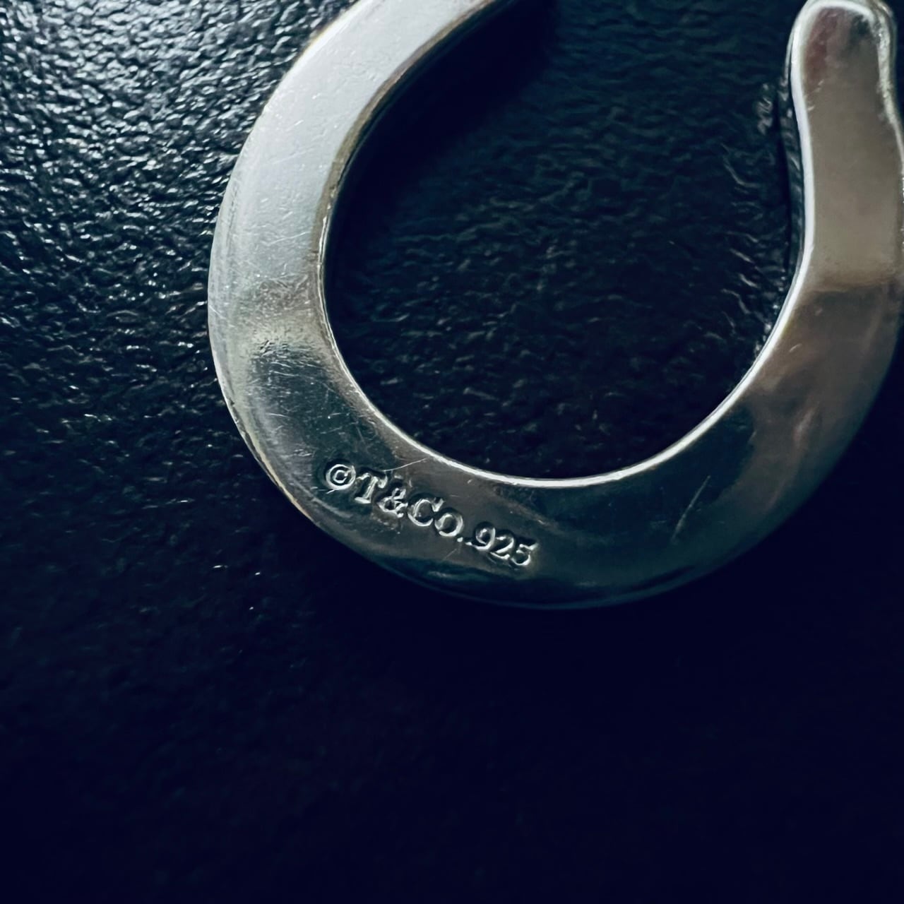 VINTAGE TIFFANY & CO. Horseshoe Charm Necklace Sterling VINTAGE TIFFANY & CO. Horseshoe Charm Necklace Sterling
