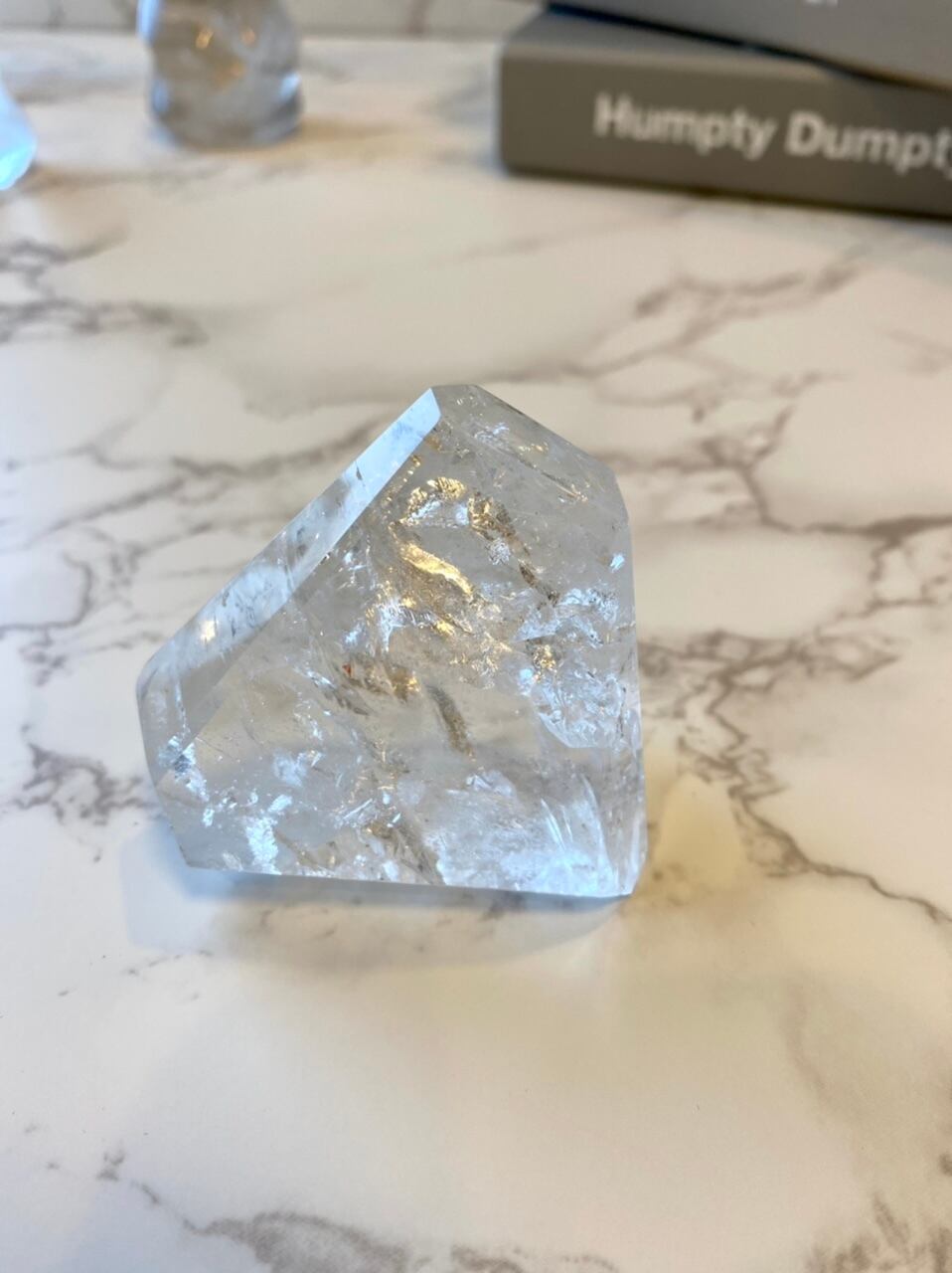 綺麗、オブジェ 多角形クオーツオブジェ | Clione Style-部屋に飾る宝石