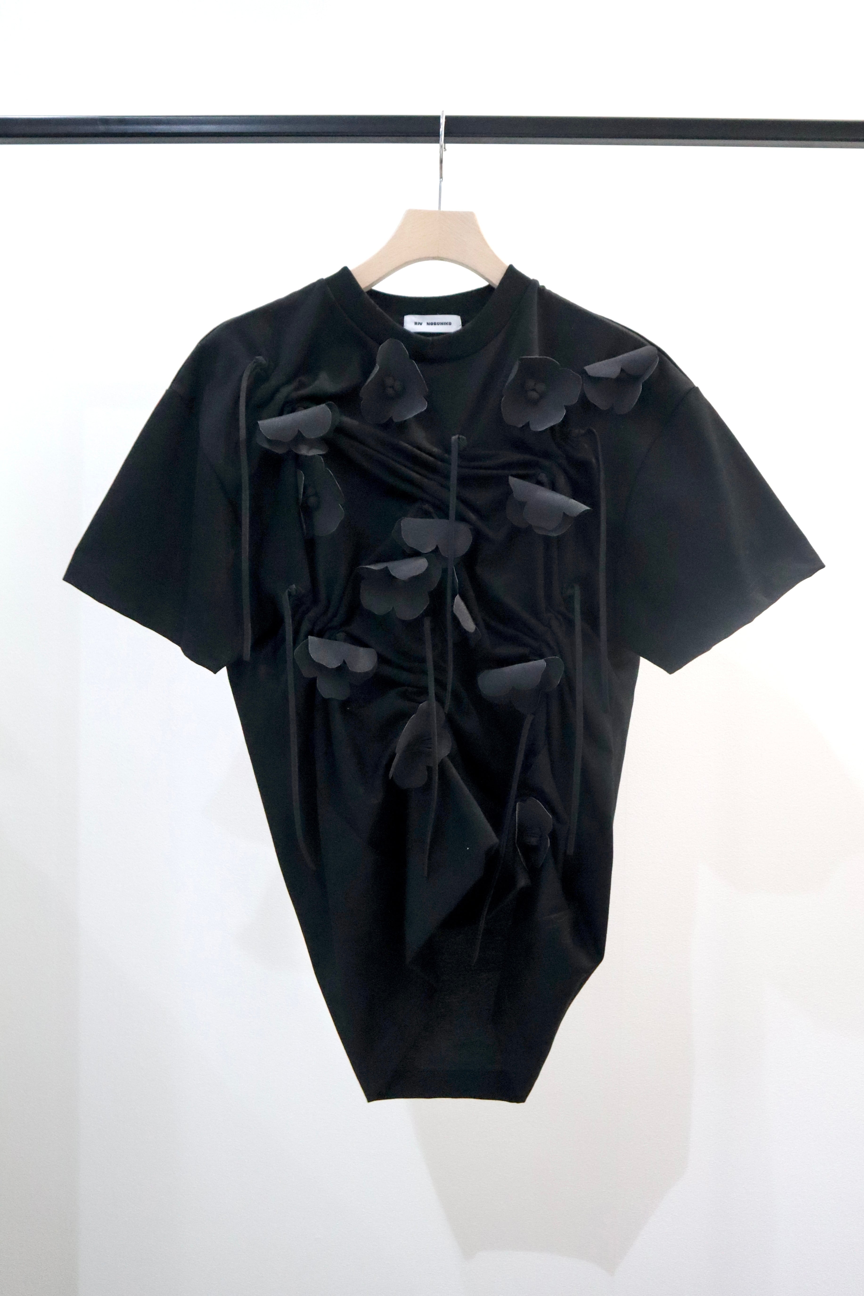 RIV NOBUHIKO】ANTHE FLOWER T-SHIRT | TOLMA.