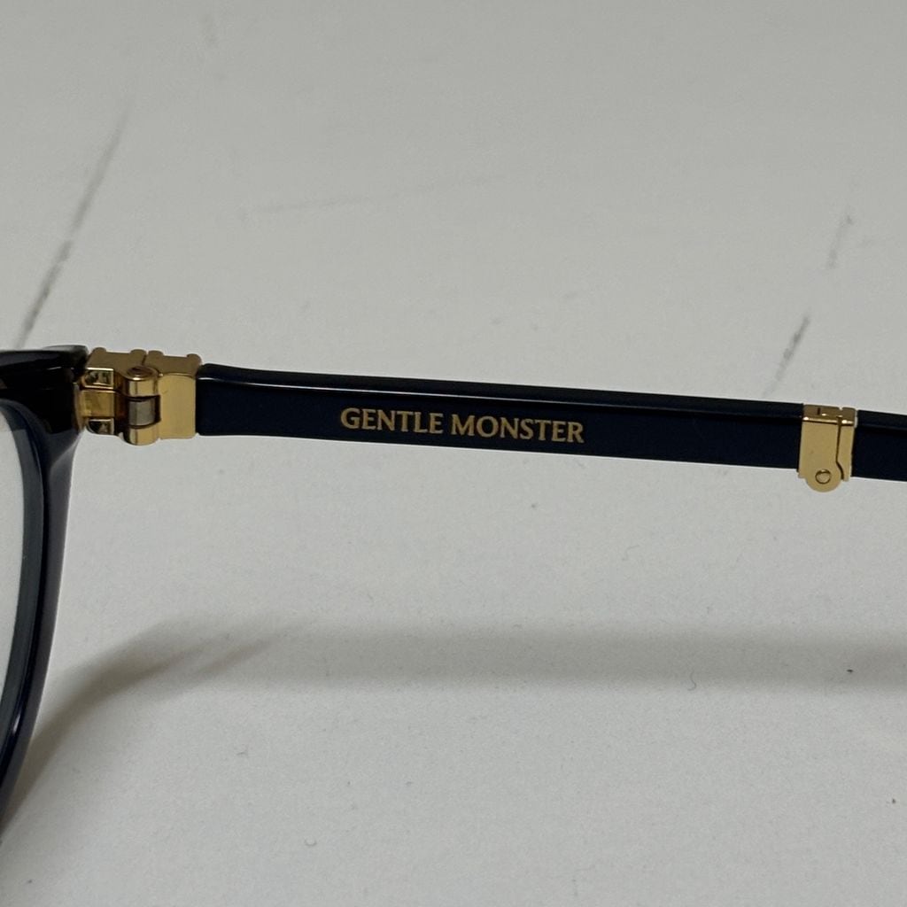 GENTLE MONSTER ジェントルモンスター TAKION メガネ ブラック【代官山
