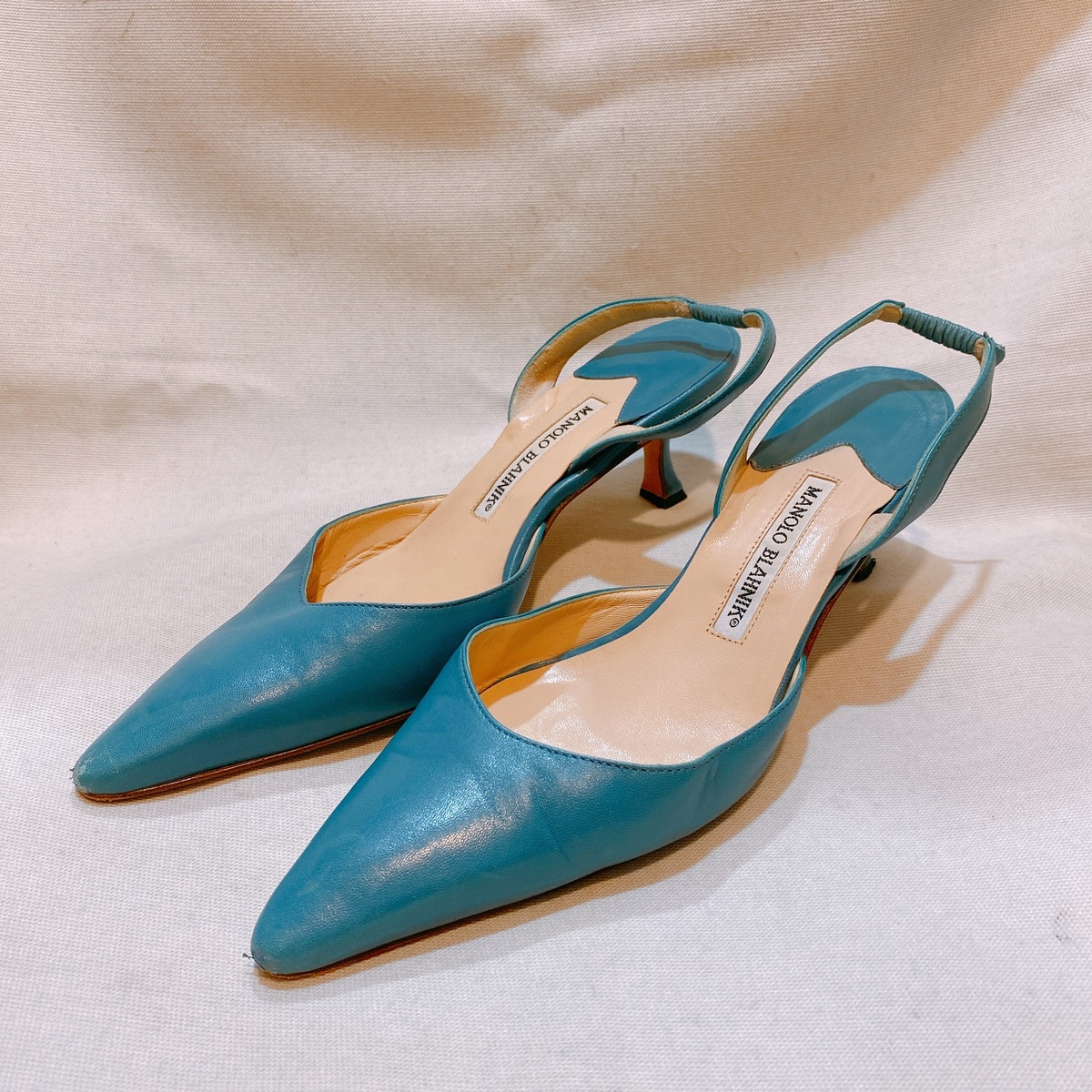 MANOLM BLAHNIK ベロア ミュール （セール】MANOLO BLAHNIK ミュール 