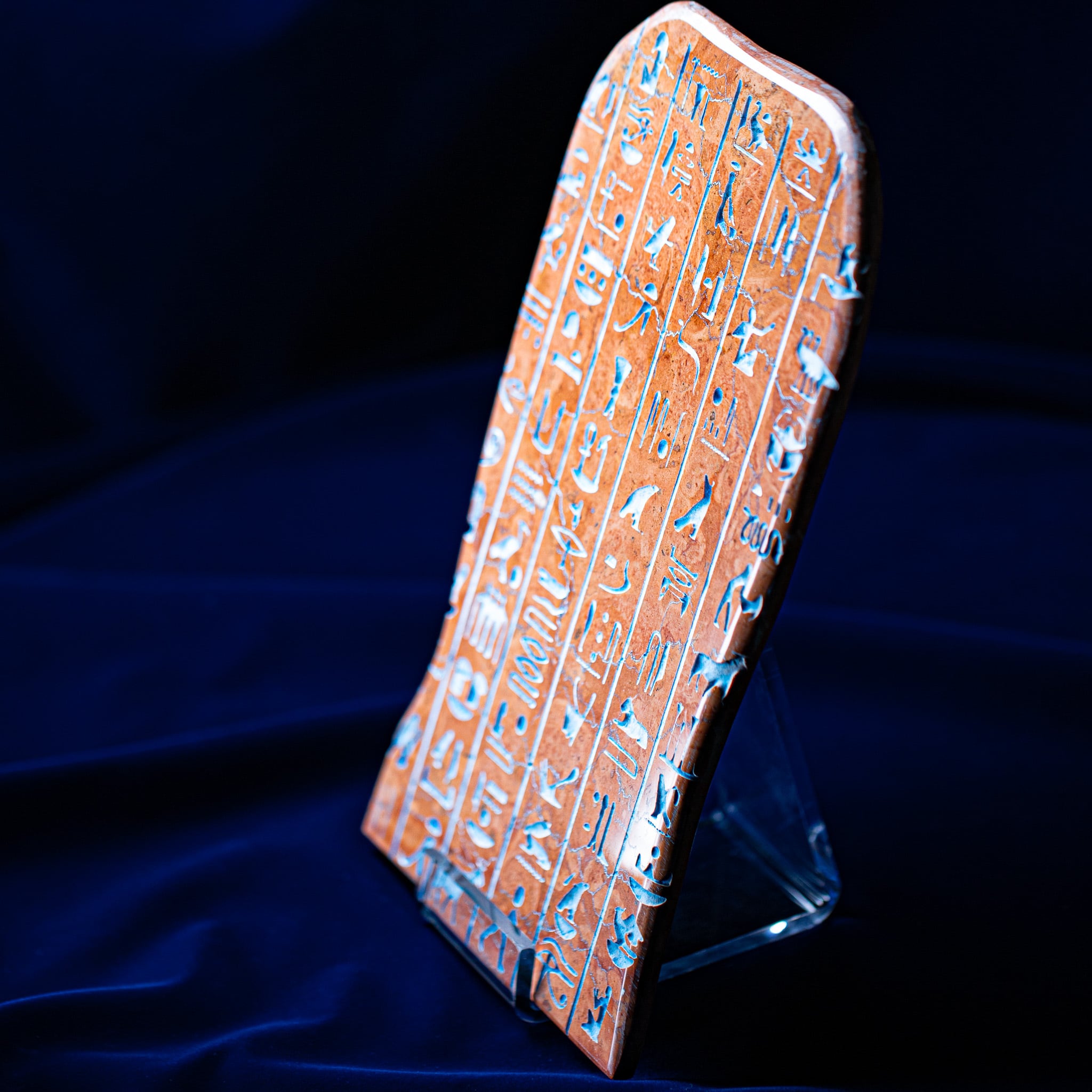 ヒエログリフ石板【大理石・本彫刻】ロッソ・マニャボスキ | 石のシンシア