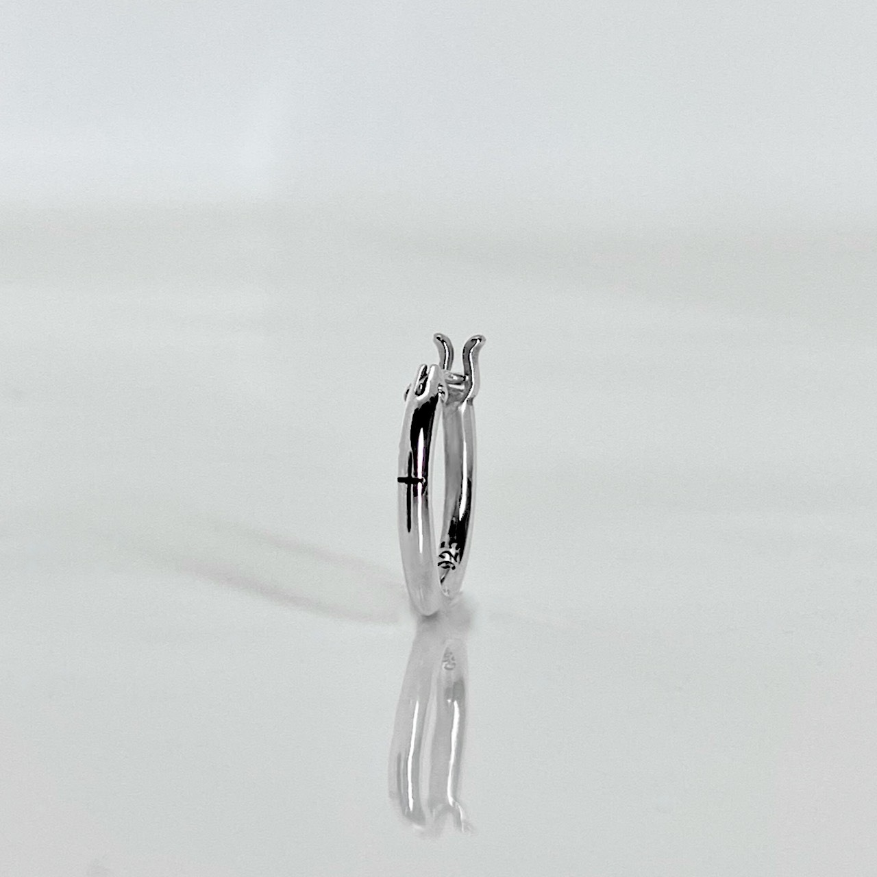 CROSS THIN HOOP / クロスシンフープピアス