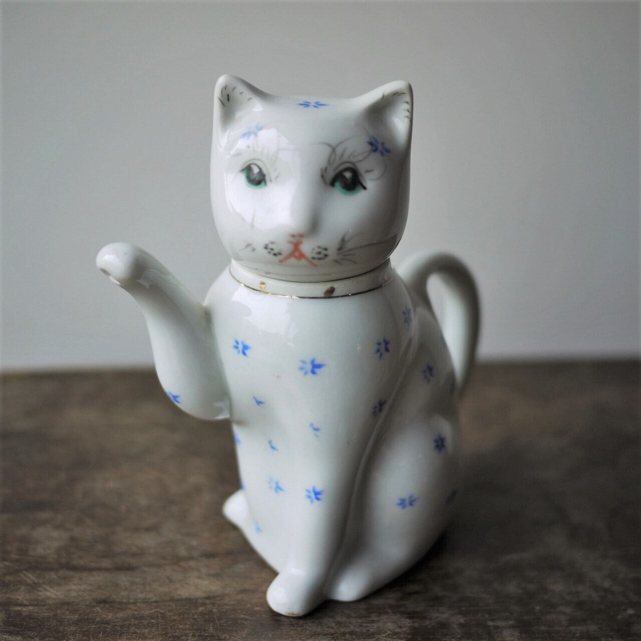 花柄ネコ型ティーポット 中国製造 ポーセリン フィギュリン