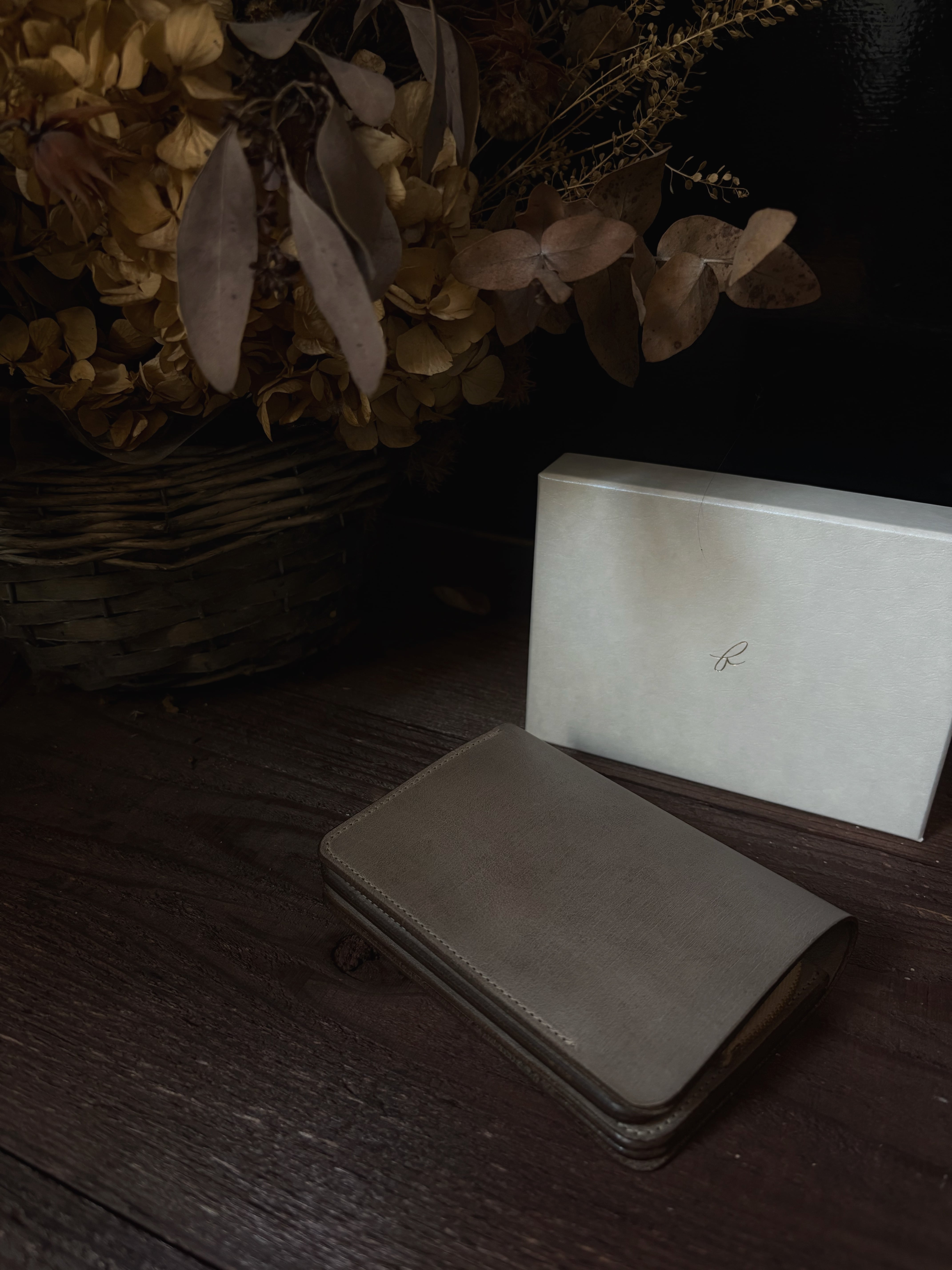 forme post wallet flp-30 Verdon × Verdon Nebbia | TALE COCOON
