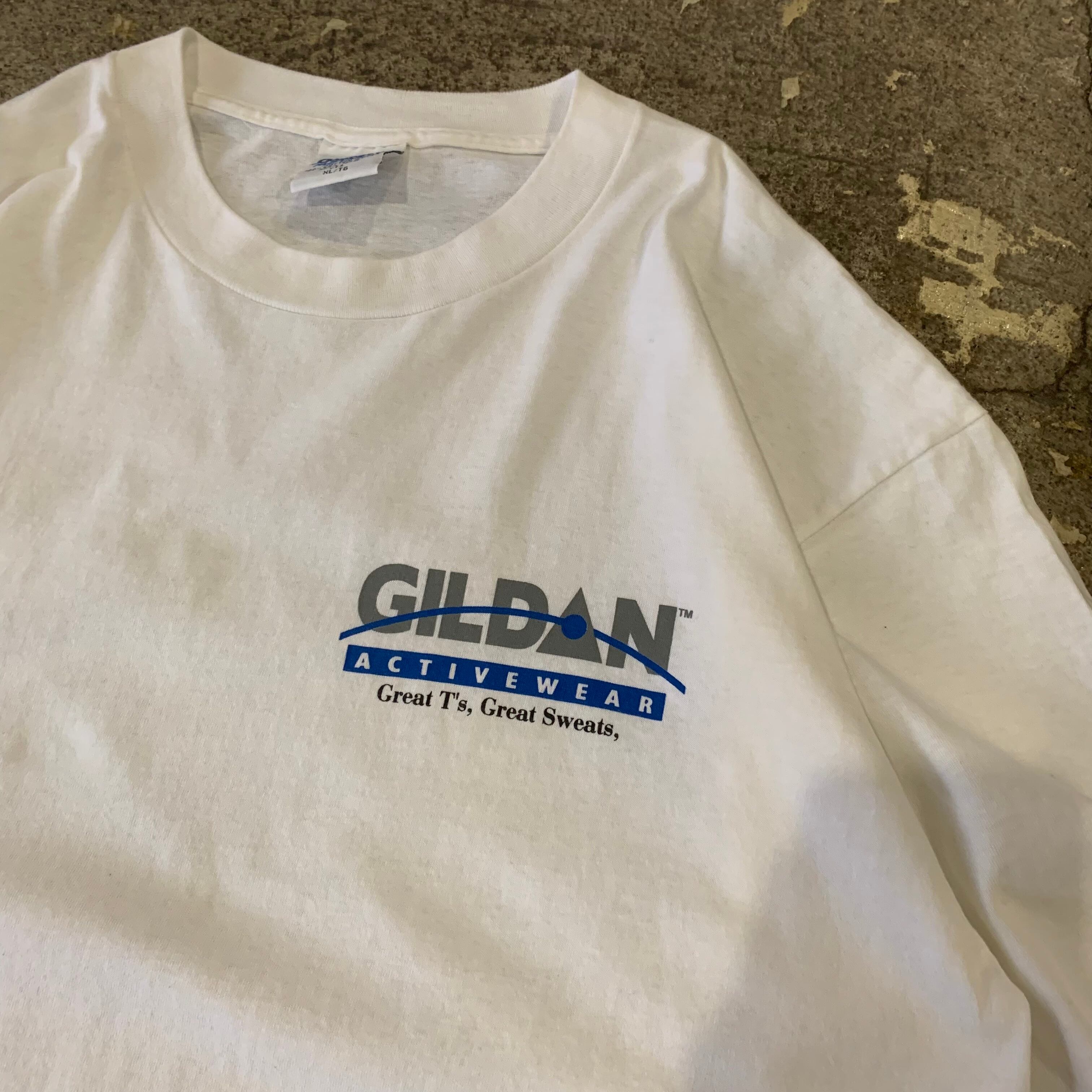 90s GILDAN BODY 
