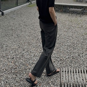 ストレートカジュアルグレーパンツ　MT0080434