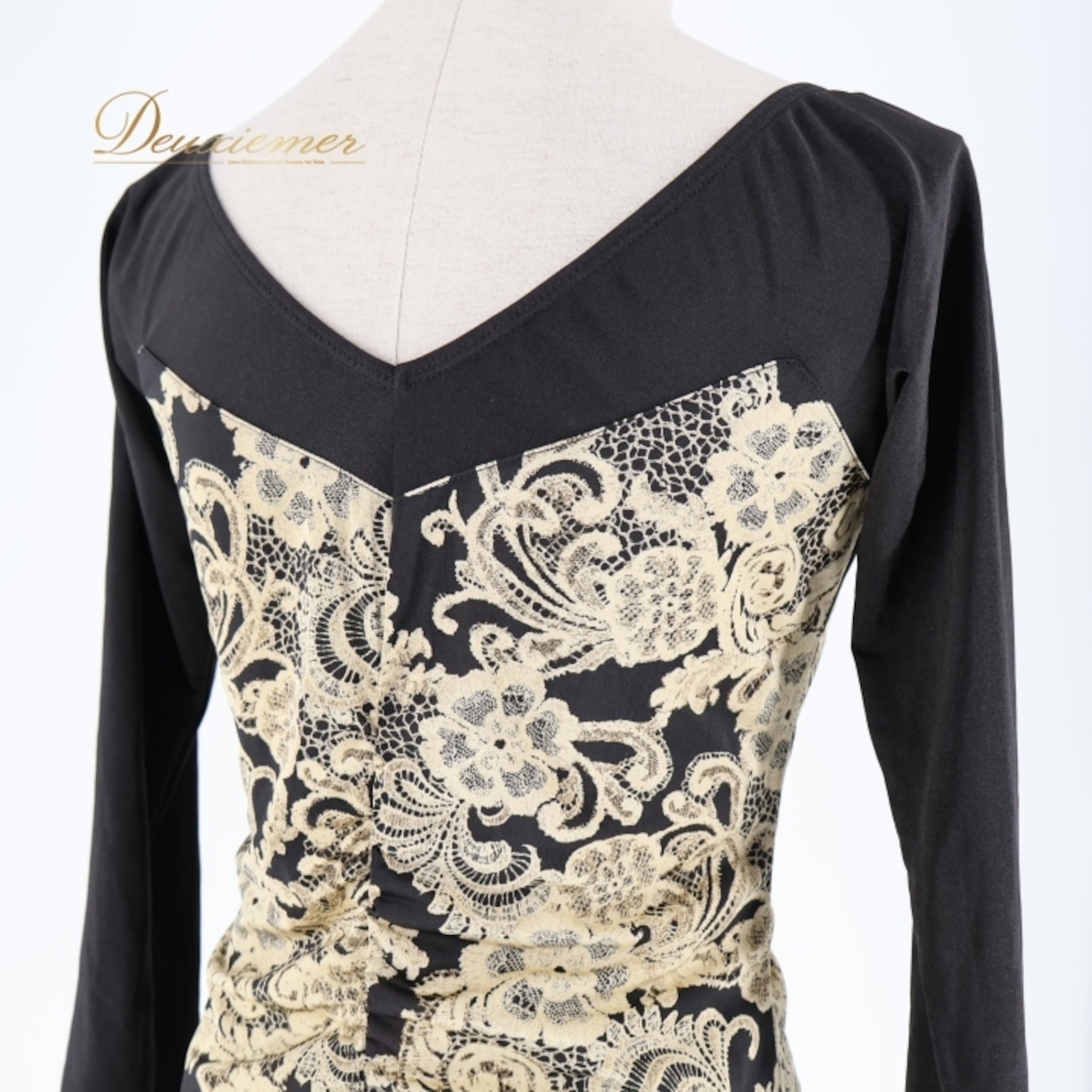 社交ダンス 衣装 トップス ブラウス ブラック系 チャコットロイヤルダンス Chacott ROYAL DANCE 日本製 黒 刺繍 花柄 花 パーティー 華やか かわいい ステージ イベント 練習 レッスン 伸縮 ストレッチ ベージュ系